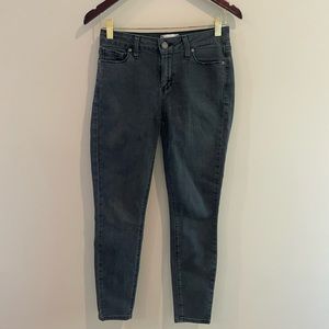 Paige Skinny Jeans!